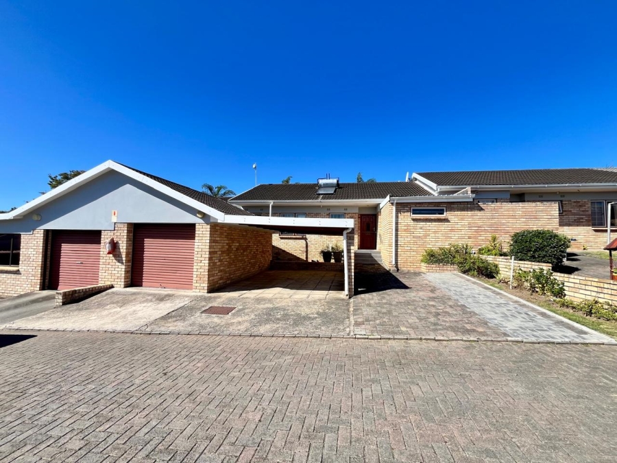 3 Bedroom Property for Sale in Beacon Bay Eastern Cape